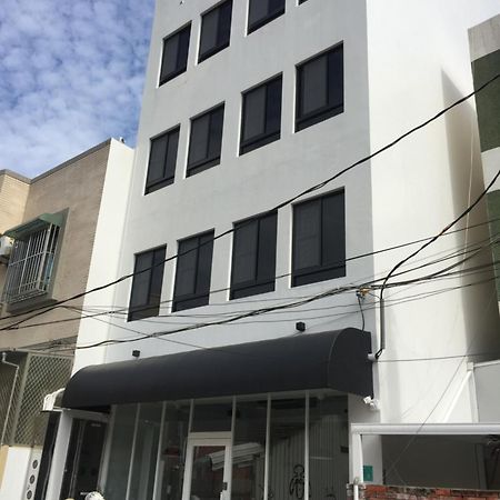 良文旅 Ryou Hotel Tainan Extérieur photo
