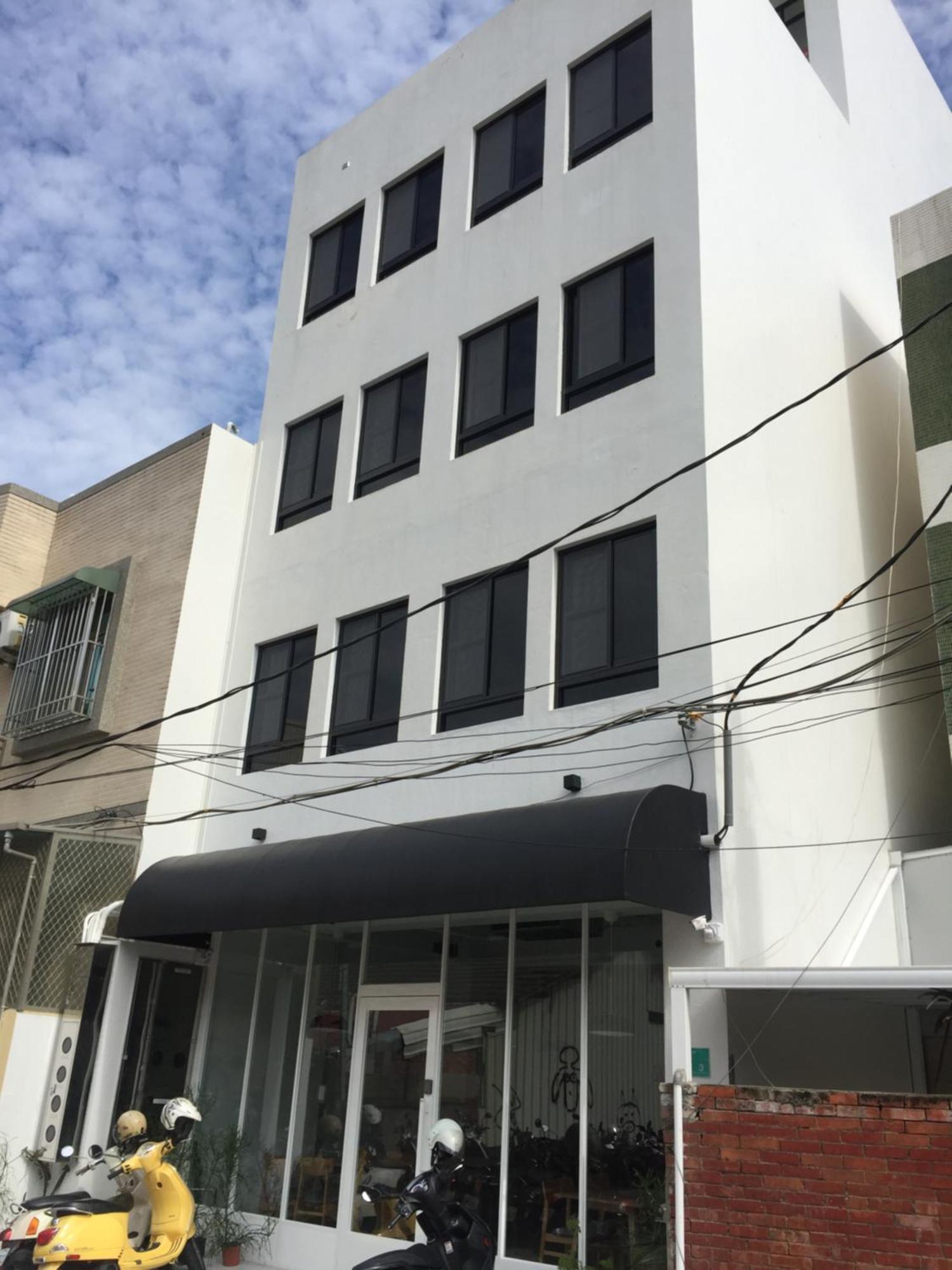 良文旅 Ryou Hotel Tainan Extérieur photo