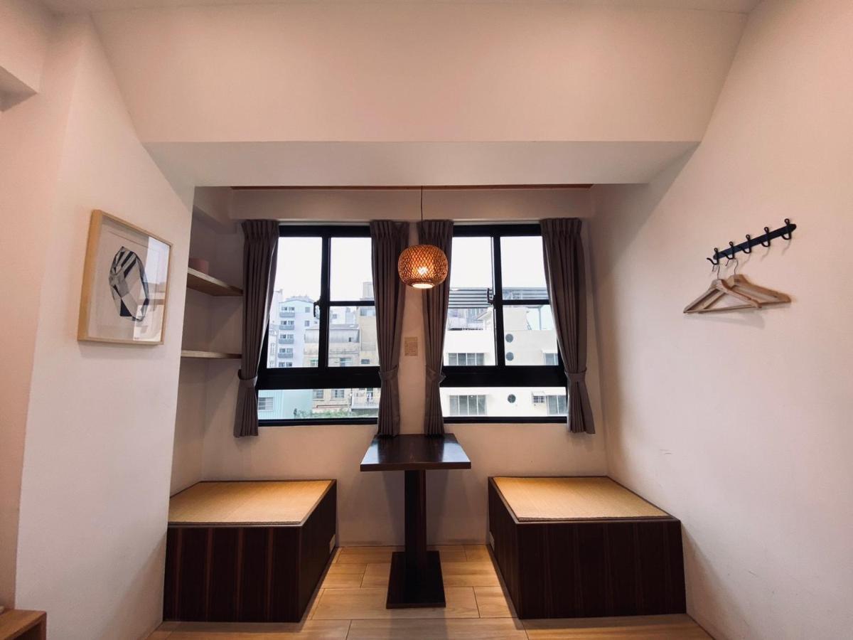 良文旅 Ryou Hotel Tainan Extérieur photo