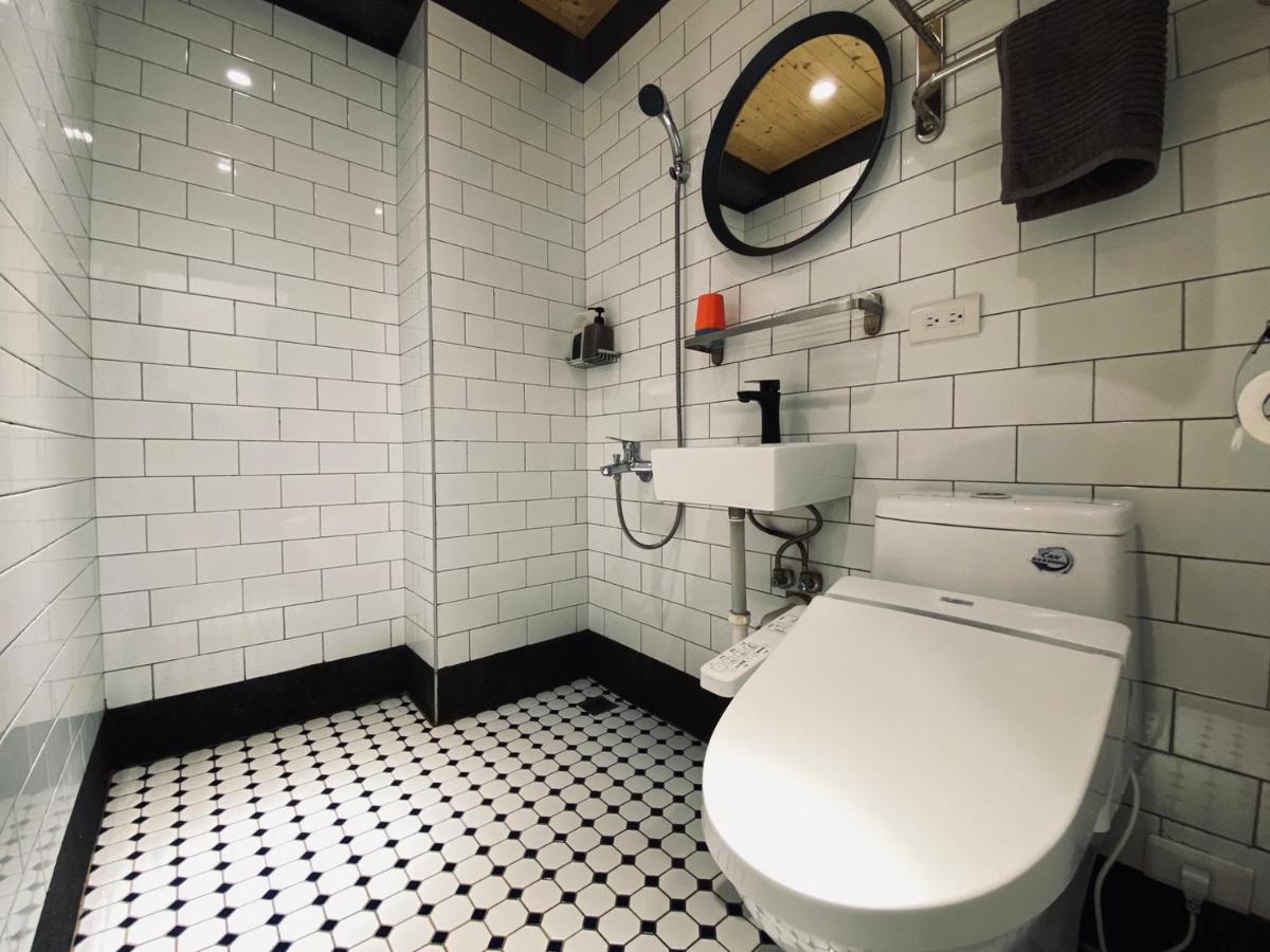 良文旅 Ryou Hotel Tainan Extérieur photo