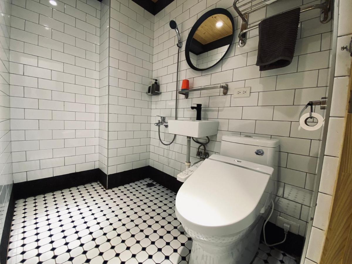 良文旅 Ryou Hotel Tainan Extérieur photo