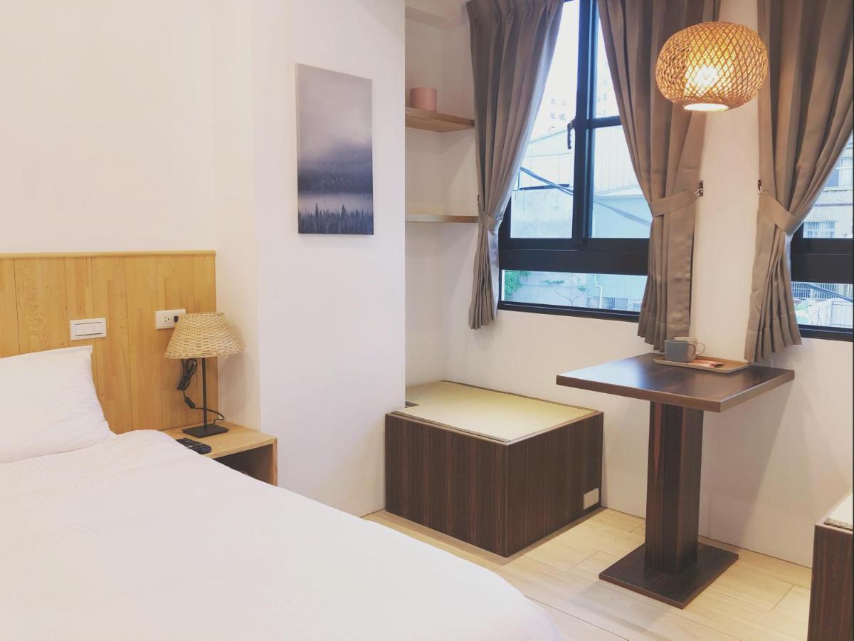 良文旅 Ryou Hotel Tainan Extérieur photo